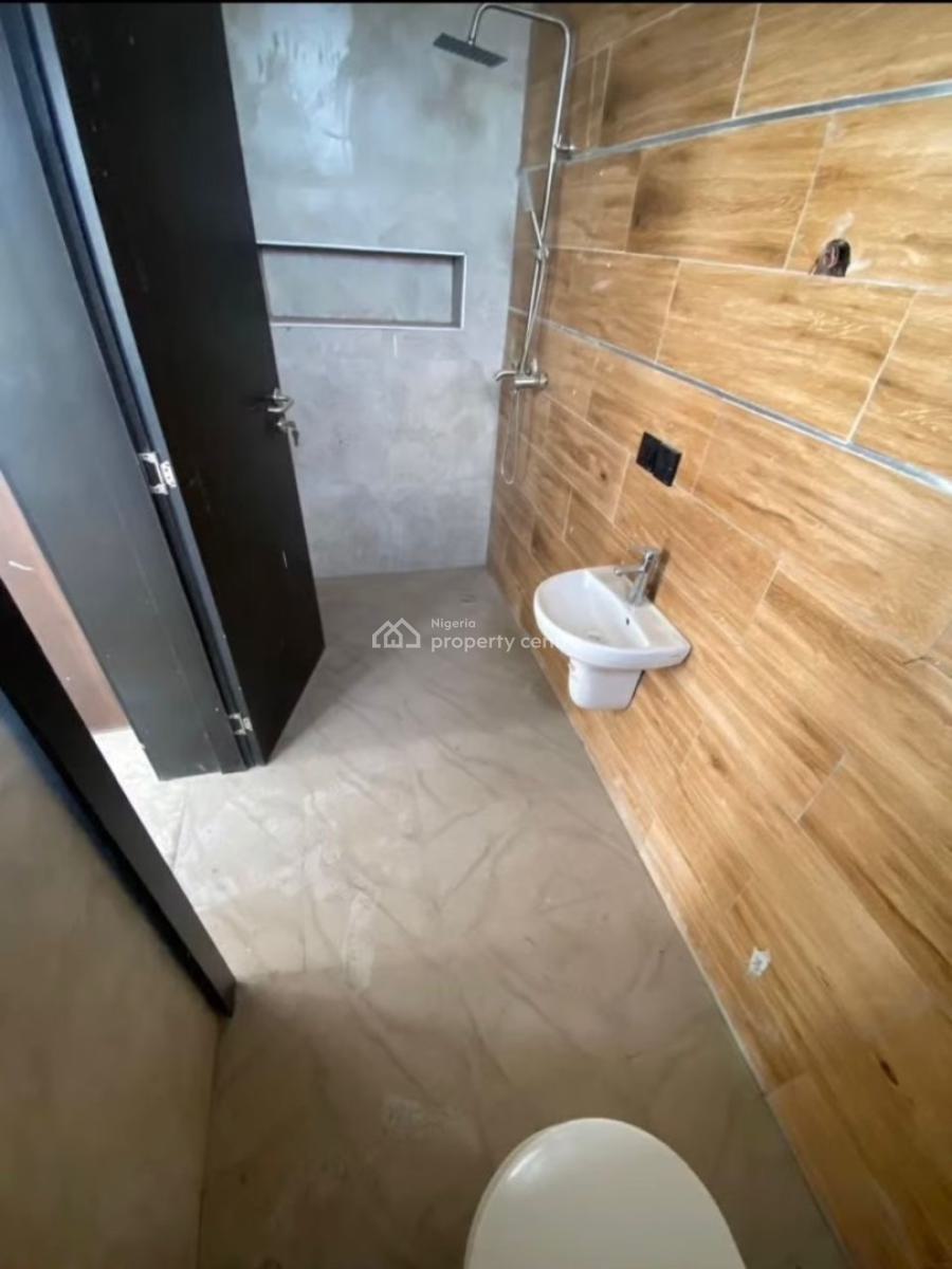 Block of 6 Units of 3 Bedrooms with Bqs, Lekki Phase 1, Lekki, Lagos, Flat / Apartment for Sale