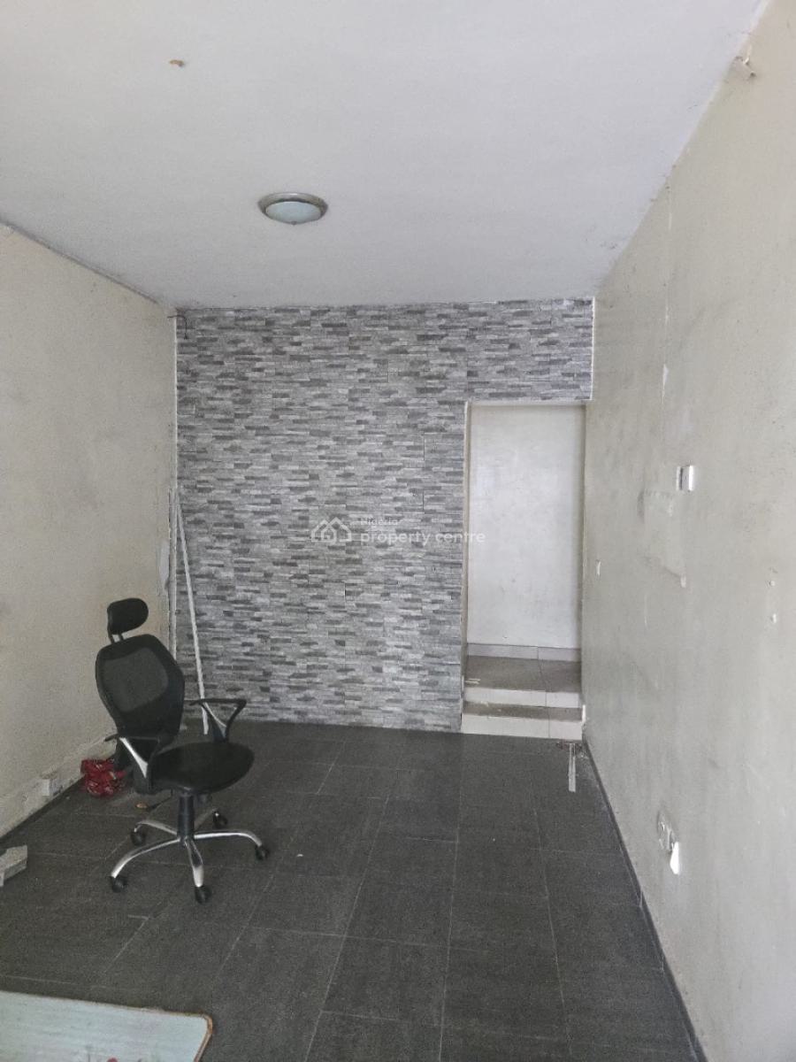 5 Bedrooms Semi Detached Duplex with Large Bq, Victoria Island (vi), Lagos, Commercial Property for Rent
