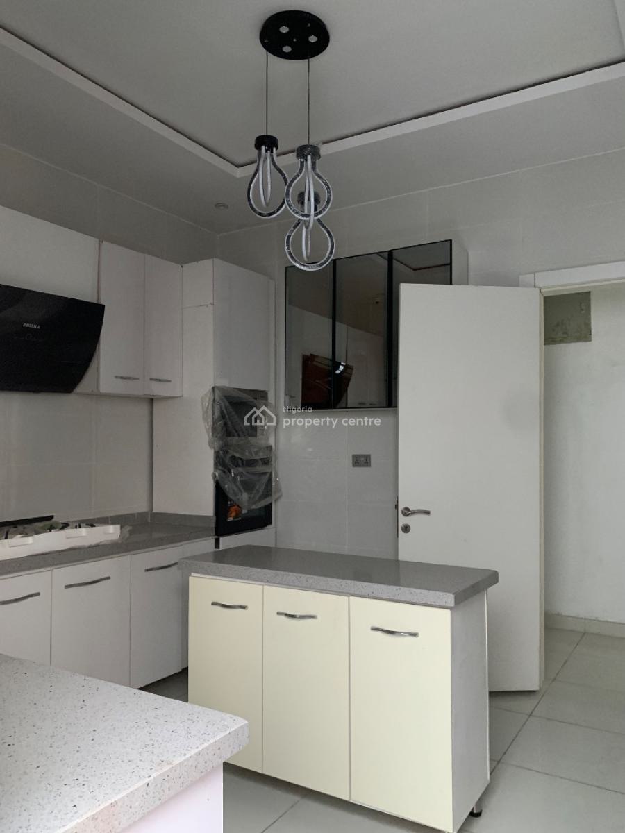 Ideal Family Residence with Thoughtful Layout, Ikota, Lekki, Lagos, Semi-detached Duplex for Sale