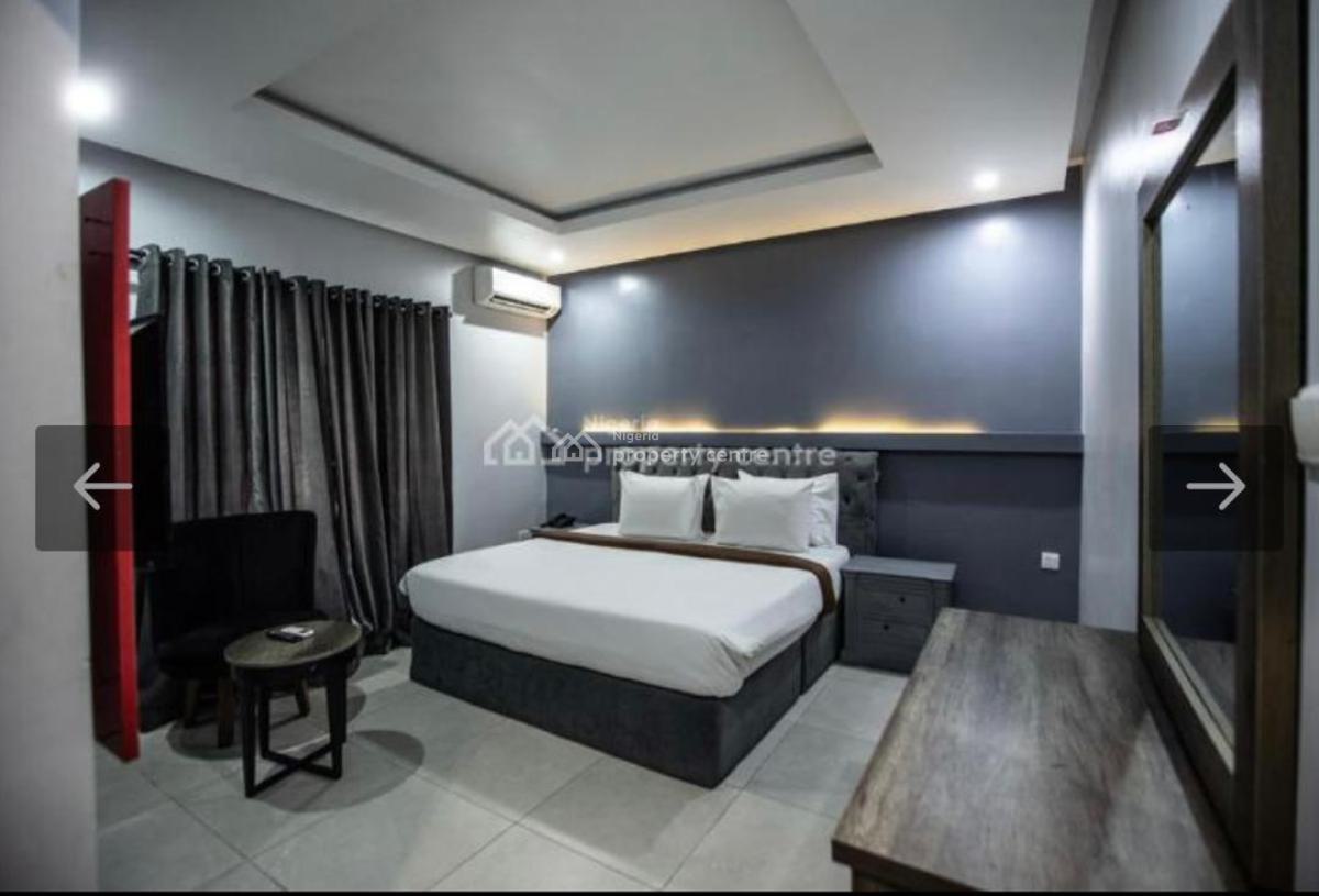 Hotel Building  {18 Rooms}, Chief Saula Ndakolo Strt, Mobil Road, Ajah, Lagos, Hotel / Guest House for Rent