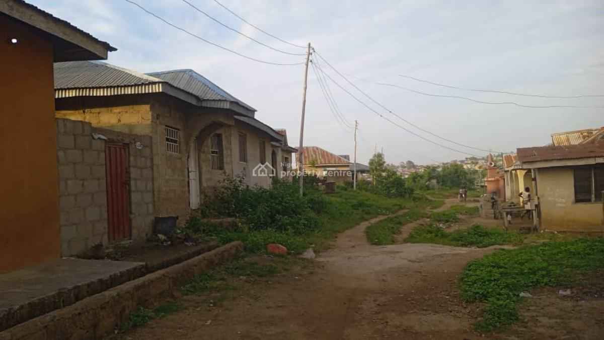 4 Bedroom Bungalow on Half Plot of Land in a Good Neighborhood, Adegbayi, Alakia, Ibadan, Oyo, Detached Bungalow for Sale