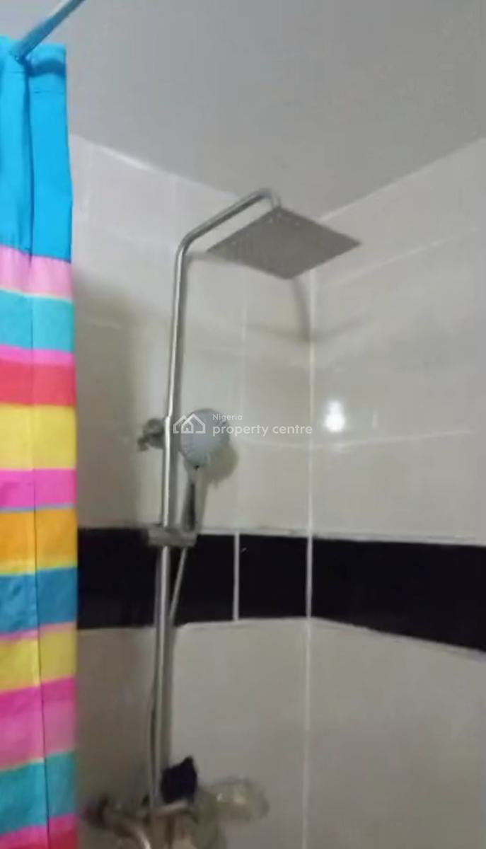 Spacious 2 Bedroom Apartment with Fitted Kitchen and Gym, Off Ajose Adeogun, Victoria Island (vi), Lagos, Flat / Apartment for Rent