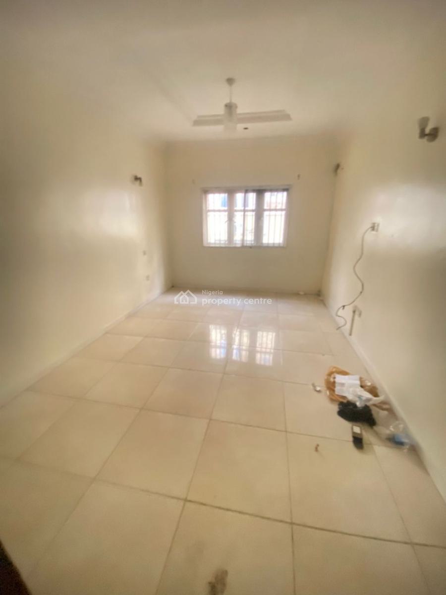 Tastefully Built Self Serviced Three (3) Bedrooms Terraced Duplex, Canal West Estate, Osapa London, Osapa, Lekki, Lagos, Terraced Duplex for Rent