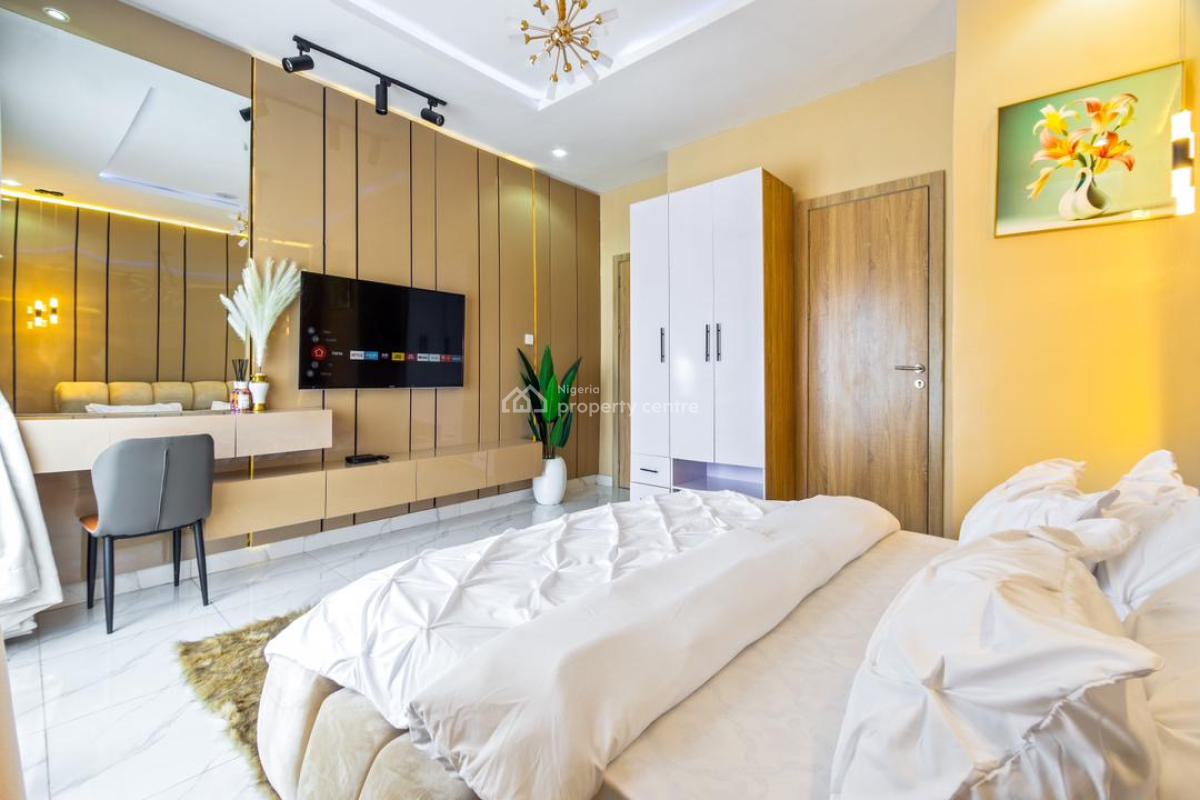 Beautifully Furnished Four Bedroom Terraced Duplex, Lekki Phase 1, Lekki, Lagos, Flat / Apartment Short Let