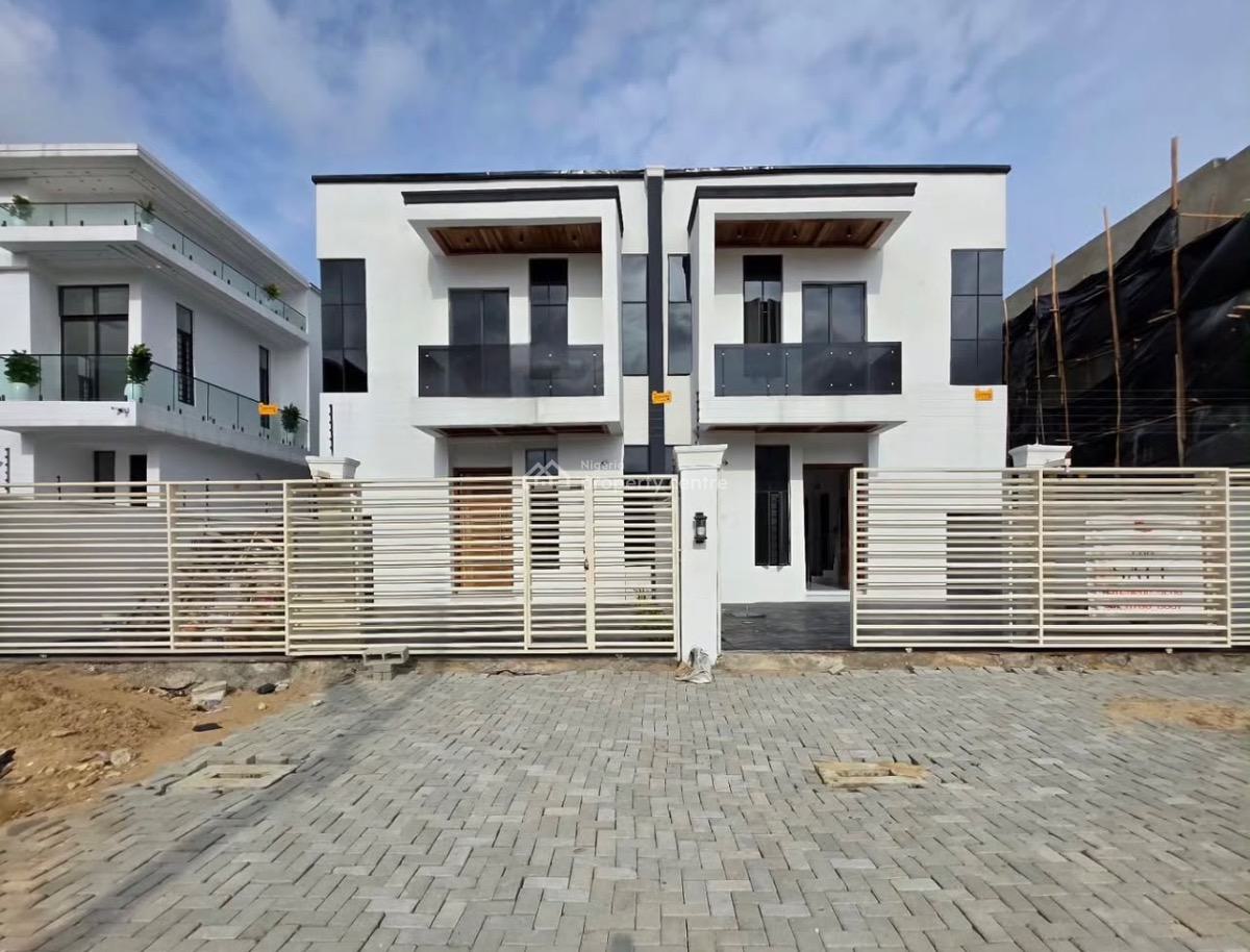 Amazing 4 Bedroom Duplex with Bq, Chevron, Lekki Phase 2, Lekki, Lagos, Semi-detached Duplex for Sale