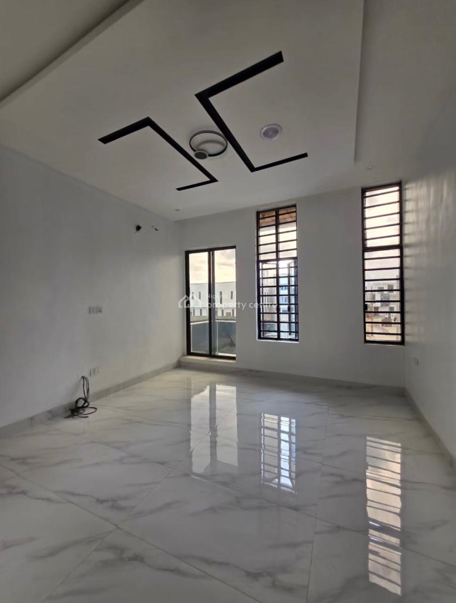 Amazing 4 Bedroom Duplex with Bq, Chevron, Lekki Phase 2, Lekki, Lagos, Semi-detached Duplex for Sale