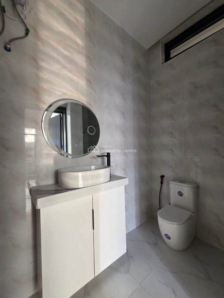Amazing 4 Bedroom Duplex with Bq, Chevron, Lekki Phase 2, Lekki, Lagos, Semi-detached Duplex for Sale