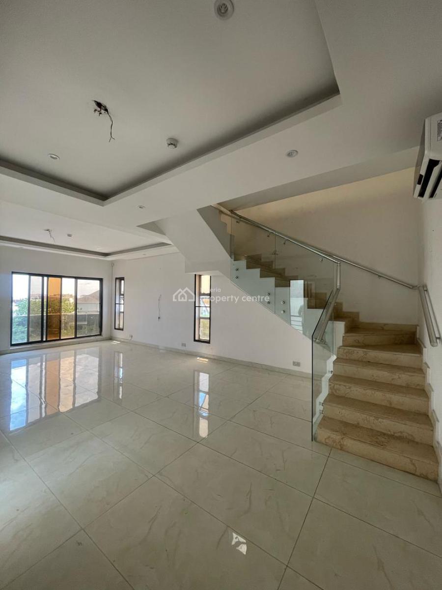 Luxury 4 Bedroom Maisonette Penthouse with Bq, Banana Island, Ikoyi, Lagos, Flat / Apartment for Rent