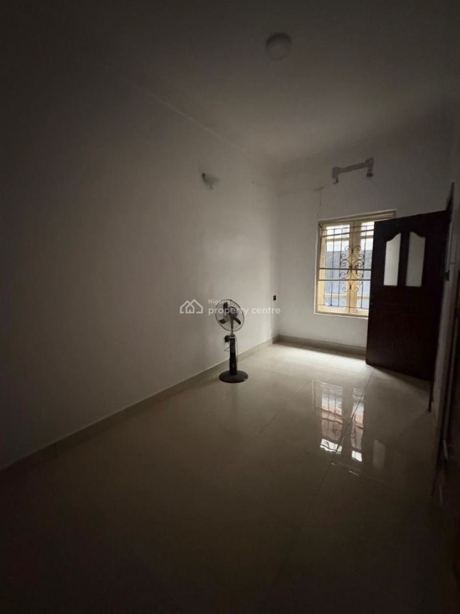 Self Contain, Bera Estate, Lekki Expressway, Lekki, Lagos, Self Contain (single Rooms) for Rent