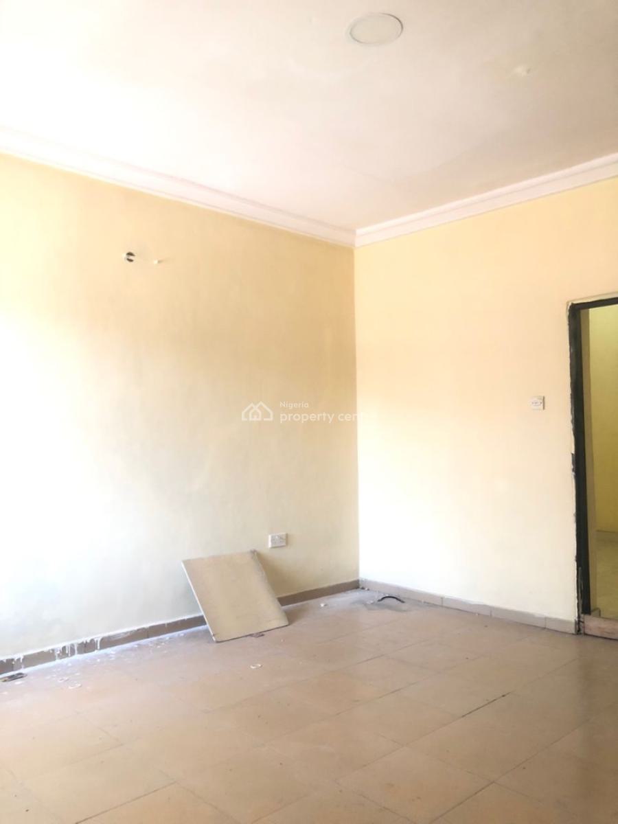 3 Bedrooms Terraced Duplex in a Secured Estate, Abraham Adesanya, Ajah, Lagos, Terraced Duplex for Sale