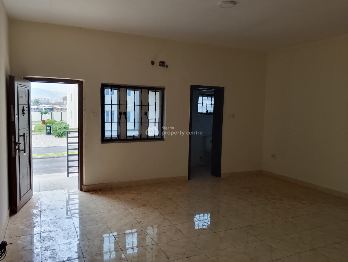 New 2 Bedrooms Flat, By Aduvie School, Jahi, Abuja, Flat / Apartment for Rent