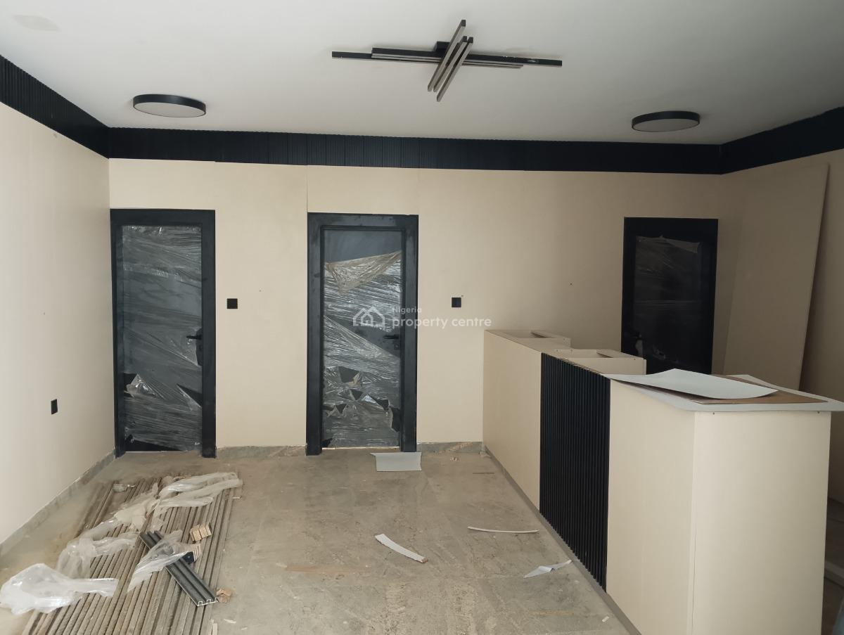 20 Rooms Functional Hotel, Dehinde Paulson Crescent, Mabushi, Abuja, Hotel / Guest House for Rent