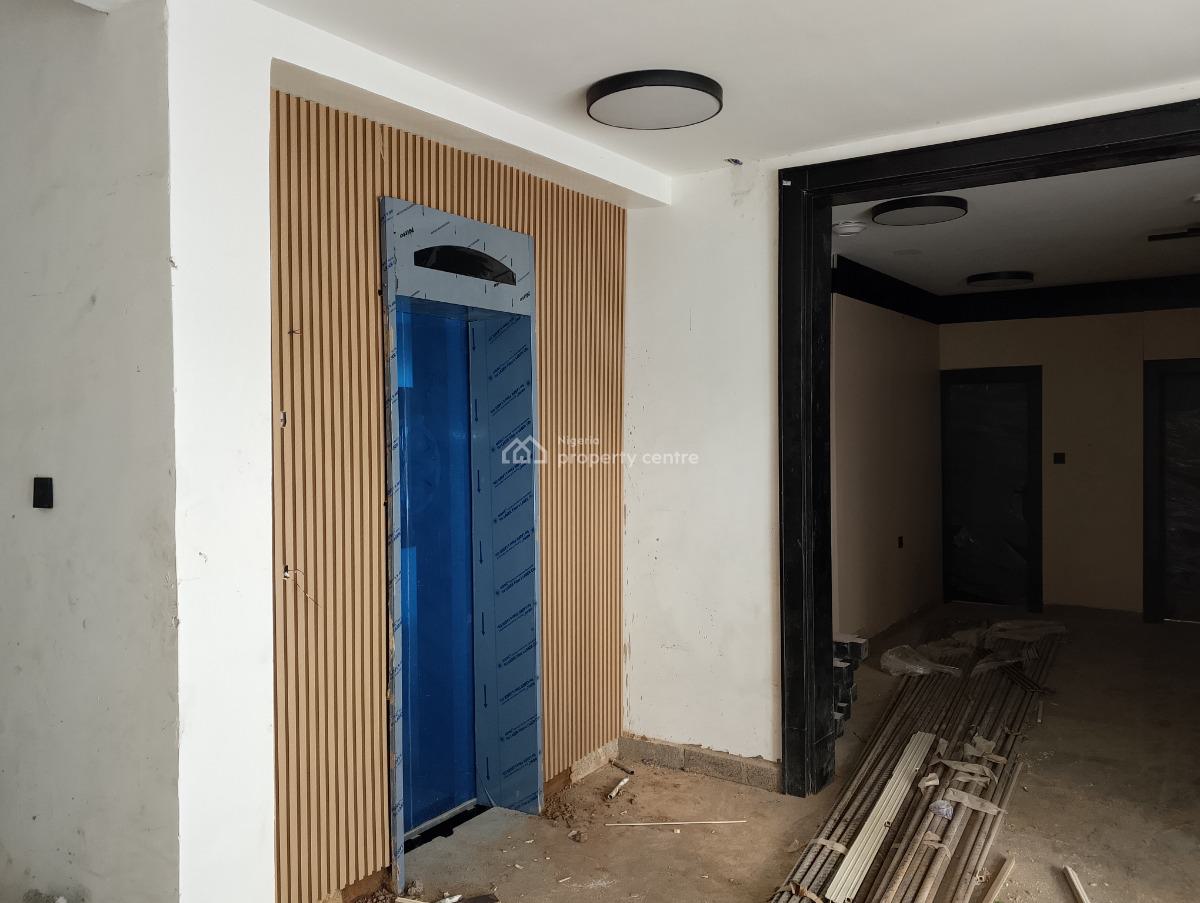 20 Rooms Functional Hotel, Dehinde Paulson Crescent, Mabushi, Abuja, Hotel / Guest House for Rent