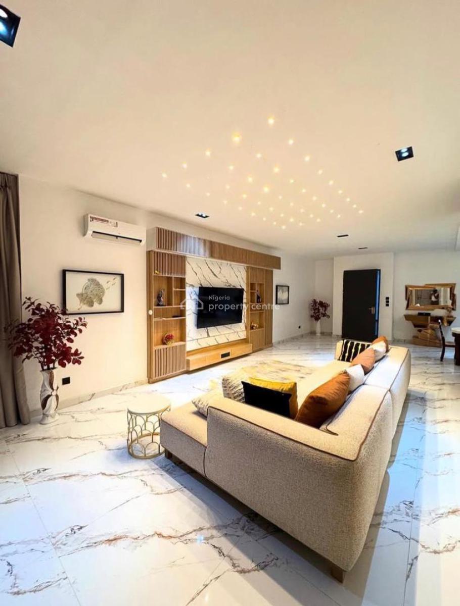 Luxury 2 Bedroom Apartment with Elevator, Lekki Phase 1, Lekki, Lagos, Block of Flats for Sale