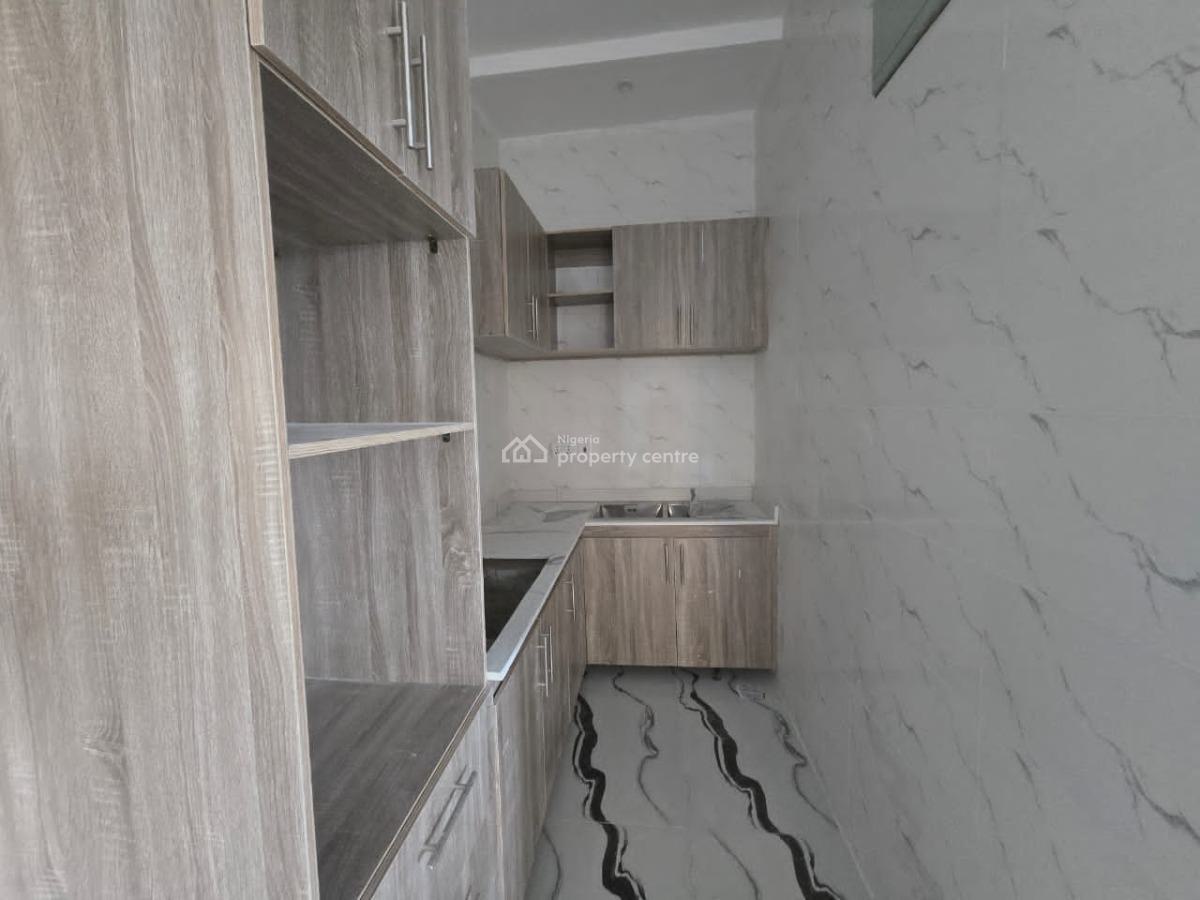 Brand New 2bedroom, Lekki Phase 1, Lekki, Lagos, Flat / Apartment for Rent