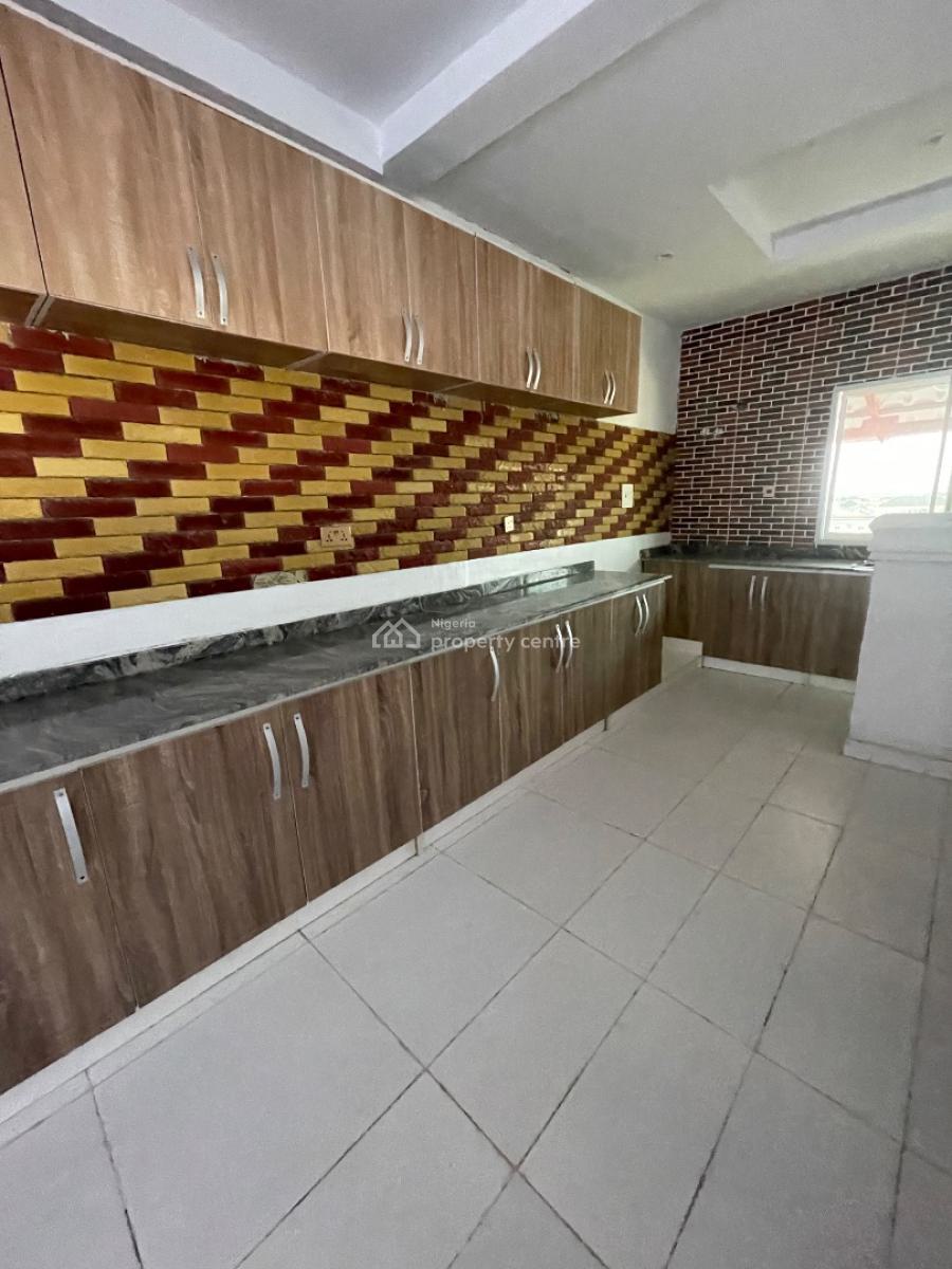 Massive Sweet 4 Bedroom with Massive Pent House, Located Around Blenco,inside Good Estate,comes with Lift,, Sangotedo, Ajah, Lagos, Flat / Apartment for Rent