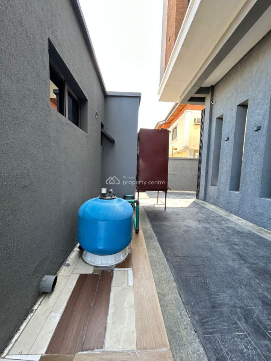 3 Bedroom Apartment with Bq, Lekki Phase 1, Lekki, Lagos, Flat / Apartment for Rent