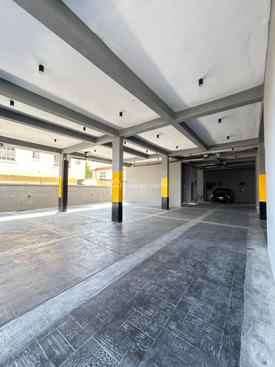 3 Bedroom Apartment with Bq, Lekki Phase 1, Lekki, Lagos, Flat / Apartment for Rent