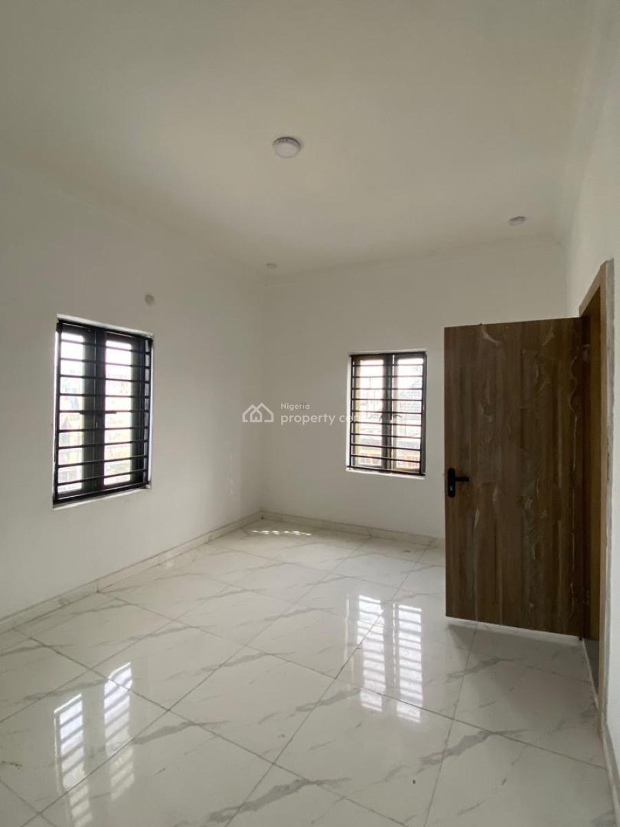Luxury 3 Bedroom Flat, By Salem Bus-stop, Ilasan, Lekki, Lagos, Flat / Apartment for Rent