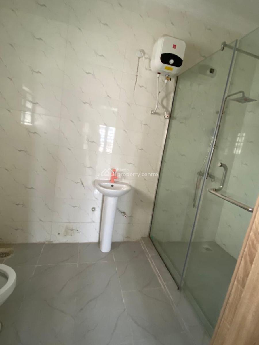 Luxury 3 Bedroom Flat, By Salem Bus-stop, Ilasan, Lekki, Lagos, Flat / Apartment for Rent