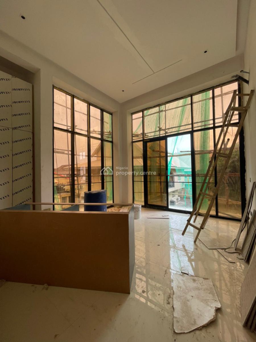 Chic 3 Bedroom Apartment with Pool,gym&elevator in a Secured Location, Lekki Phase 1, Lekki, Lagos, Flat / Apartment for Sale