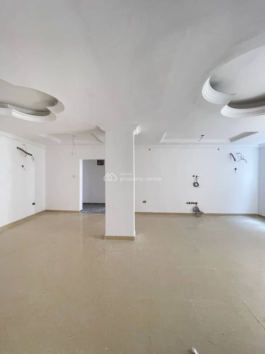 Nicely 3 Bedroom Apartment in a Nice and Serene Environment, Yaba, Lagos, House for Sale