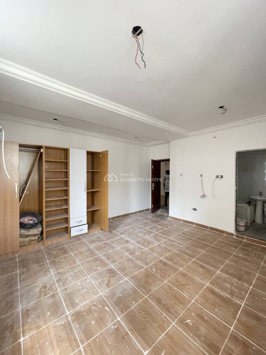 Nicely Built 3 Bedroom Apartment in a Secured Environment, Yaba, Lagos, House for Sale