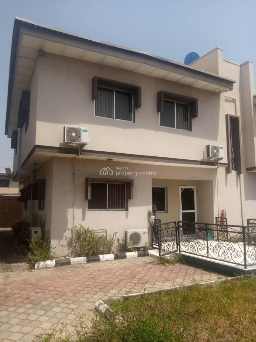 4 Bedroom Semi Detached House with a Room Bq, Femi Okunnu Estate, Jakande, Lekki, Lagos, Semi-detached Duplex for Rent