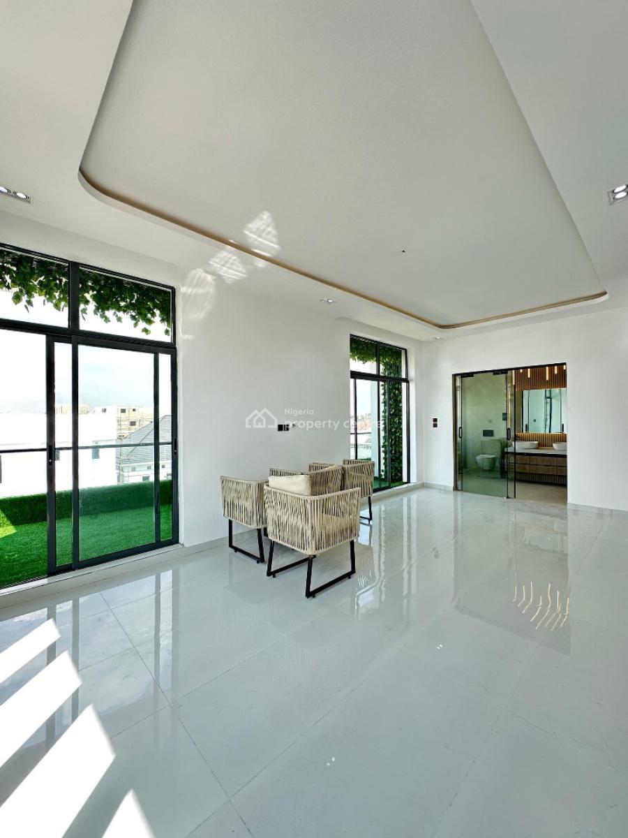 Refined Living; 4-bedroom Maisonette with Bq, Pool & Gym Access, Lekki Phase 1, Lekki, Lagos, Flat / Apartment for Sale