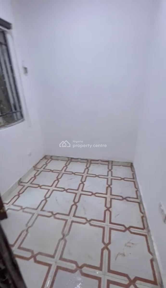 Well Maintained Bq Selfcon, Bera Estate, Lekki, Lagos, Self Contain (single Rooms) for Rent