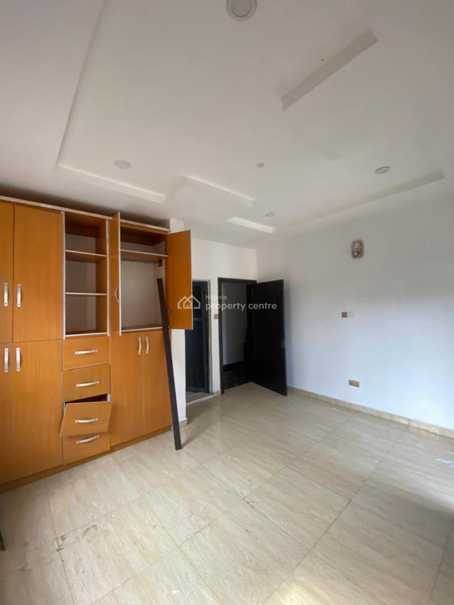 an Executive One Bedroom Flat, Grace Peace Estate, Opposite Skymall, Ajah, Lagos, Mini Flat (room and Parlour) for Rent