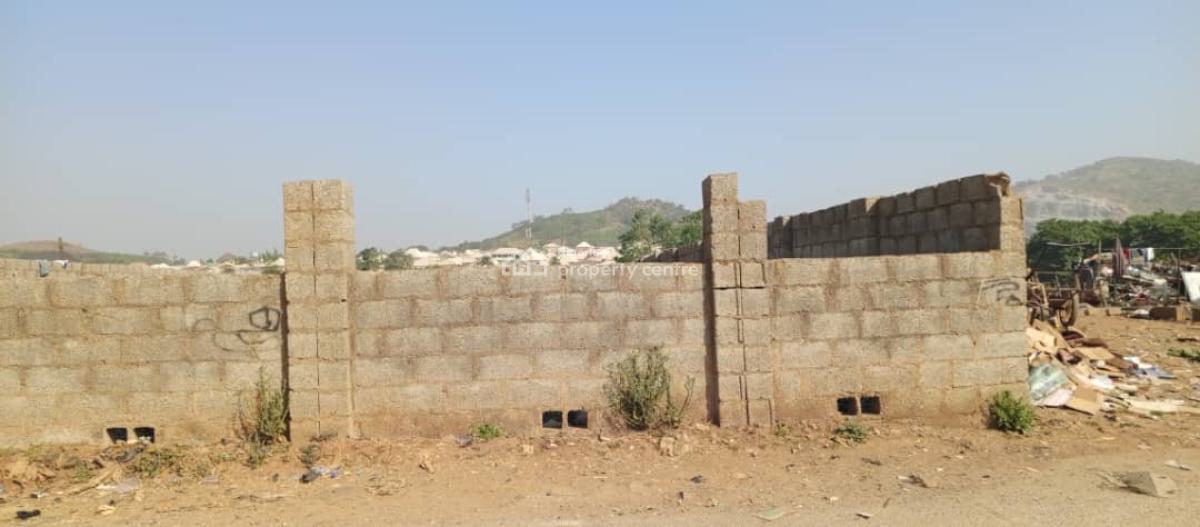 Fenced Plot of Land, Cadastral Zone, Fo1 Layout, Kubwa, Abuja, Mixed-use Land for Sale