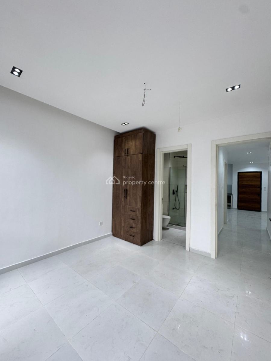 Fully Serviced 2 Bedroom Apartments, Ologolo, Lekki, Lagos, Flat / Apartment for Sale