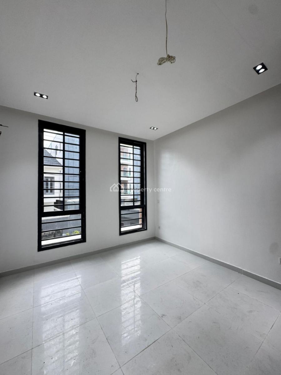 Fully Serviced 2 Bedroom Apartments, Ologolo, Lekki, Lagos, Flat / Apartment for Sale