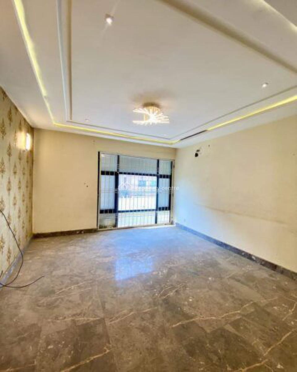 Spacious 4 Bedroom Terrace Duplex with Its Own Compound and a Bq, Guzape District, Abuja, Terraced Duplex for Rent