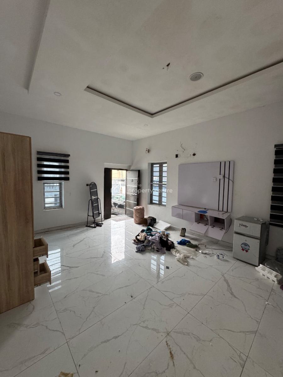 Self Contain Studio, By Dominos Pizza, Agungi, Lekki, Lagos, Self Contain (single Rooms) for Rent