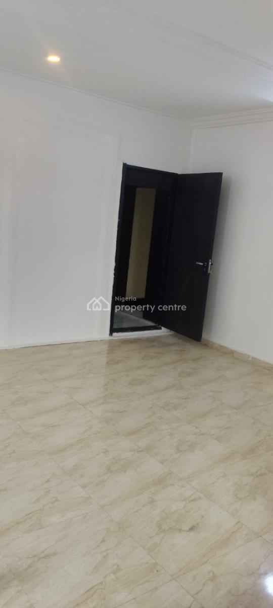 a Spacious Room Self Contained Studio Apartment, Chevron Drive Paradise 3 Estate, Chevron, Lekki, Lagos, Self Contain (single Rooms) for Rent