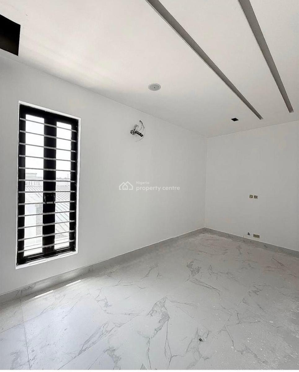 Stunning 2bedroom Apartment, Ologolo, Lekki, Lagos, Flat / Apartment for Rent