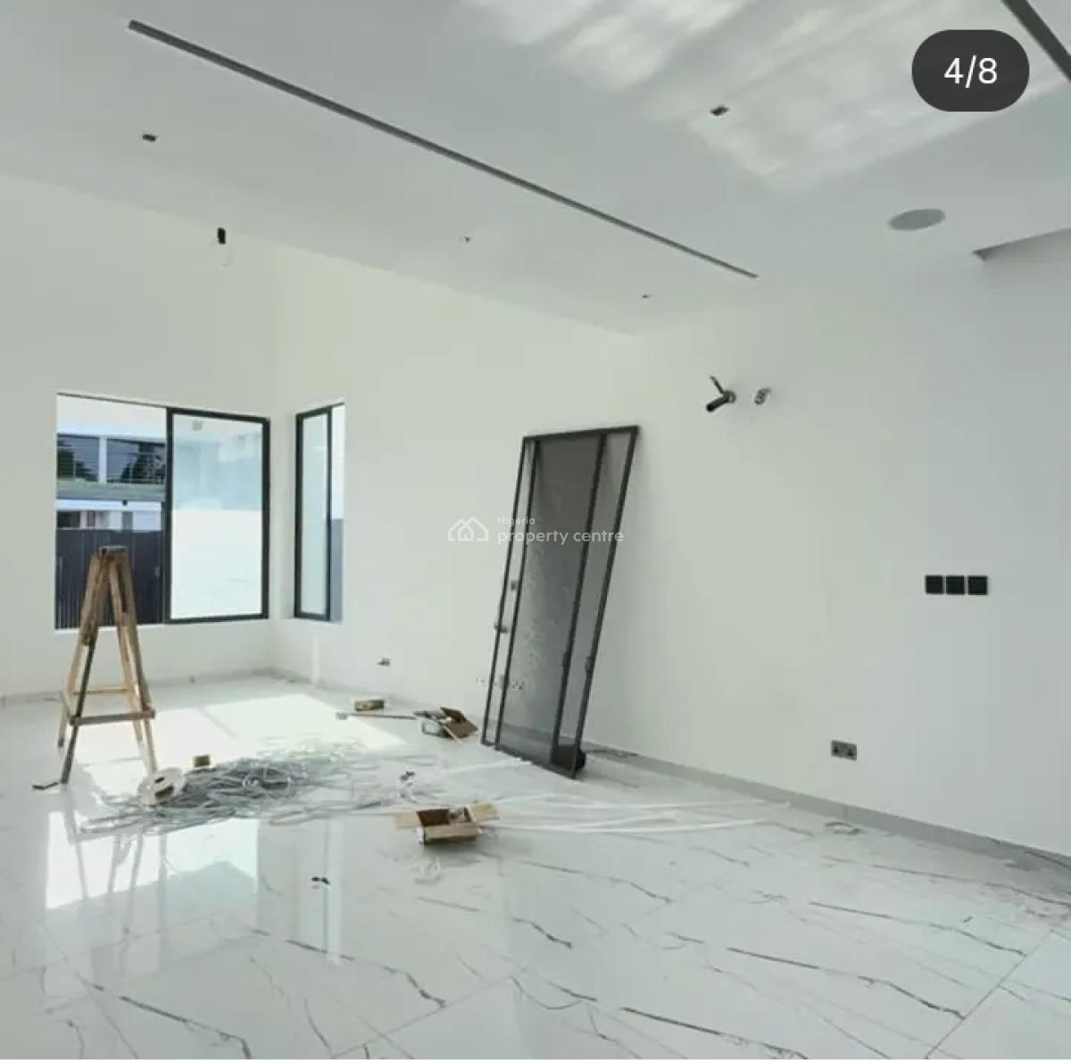 Executive 5 Bedroom Apartment, Lekki Phase 1, Lekki, Lagos, Flat / Apartment for Sale
