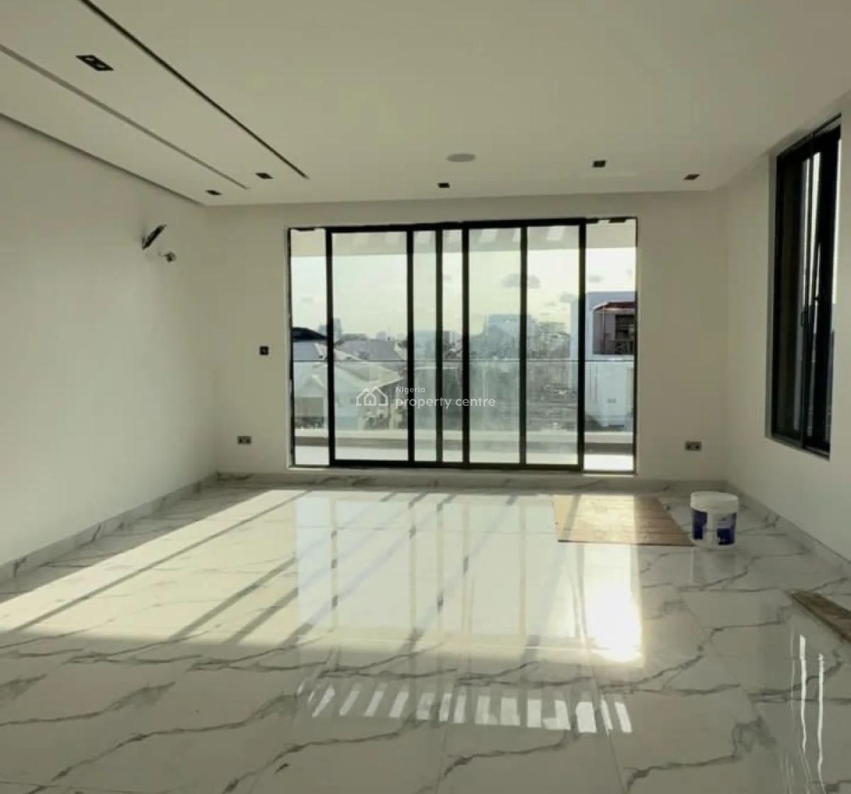 Executive 5 Bedroom Apartment, Lekki Phase 1, Lekki, Lagos, Flat / Apartment for Sale
