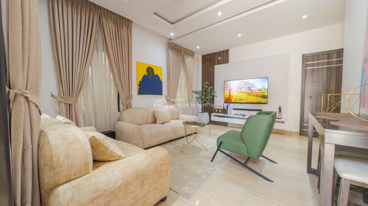 Beautiful 3 Bedroom Apartment in a Gated and Secured Estate, Right, Lekki, Lagos, Flat / Apartment Short Let
