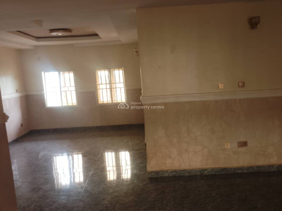 Standard 3 Bedroom Apartment, Off 4th Avenue, Gwarinpa, Abuja, House for Rent