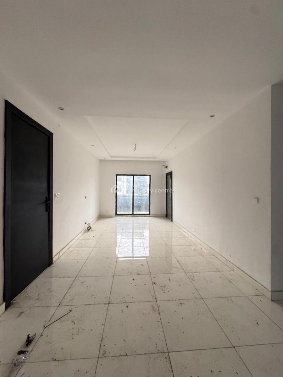 Biggest & Spacious 2 Bedroom Apartment with a Bq in Ologolo, Lekki, Secured Environment, Ologolo, Lekki, Lagos, Flat / Apartment for Sale