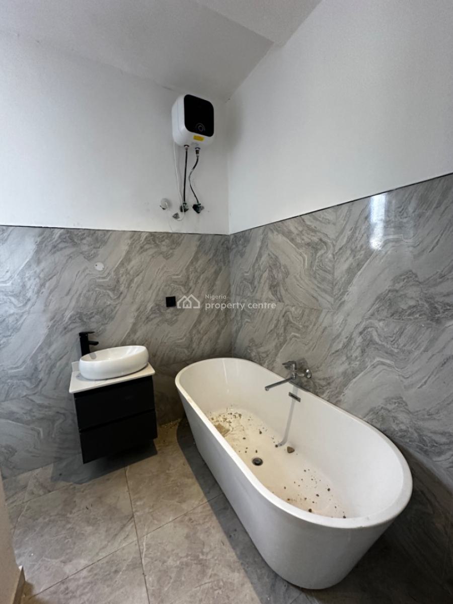 Nicely Designed 2bedroom Apartment, Ikate Side of Lekki, Lekki, Lagos, Block of Flats for Sale