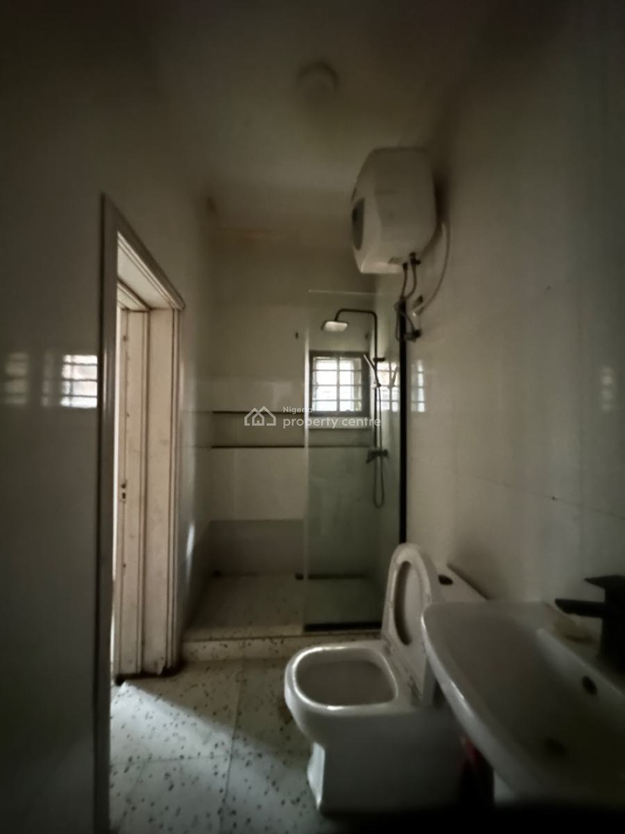 Cheap 2bedroom Apartment in Main Lekki Phase 1, Main Lekki Off Admiralty, Lekki Phase 1, Lekki, Lagos, Block of Flats for Sale