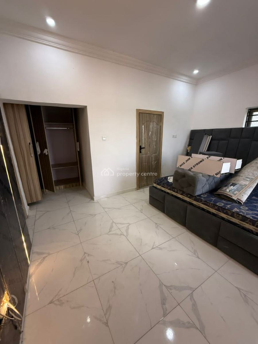 Brand New House at Estate Ikate Lekki, Ikate, Lekki, Lagos, Flat / Apartment for Rent