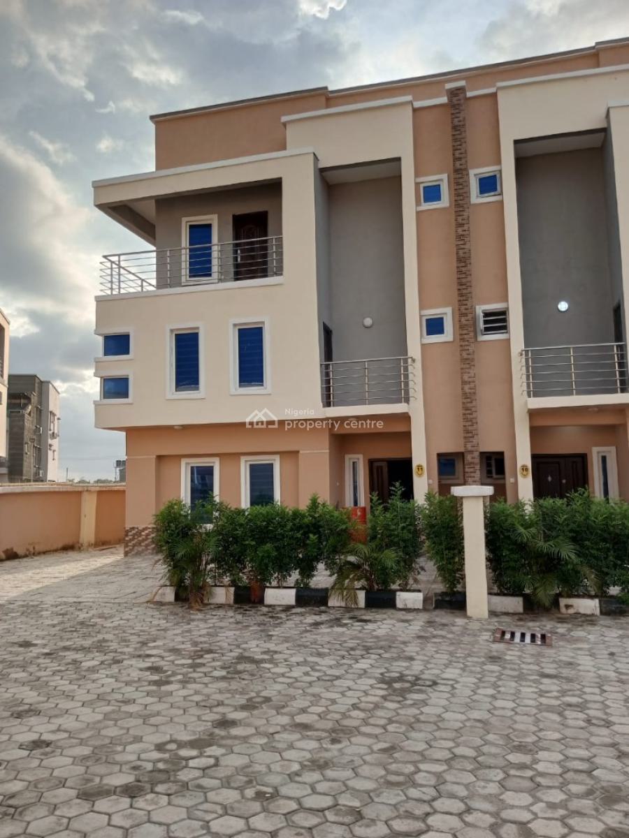 a Serviced 4 Bedroom Semi-detached Duplex + 1bq, Mabushi, Abuja, Semi-detached Duplex for Rent