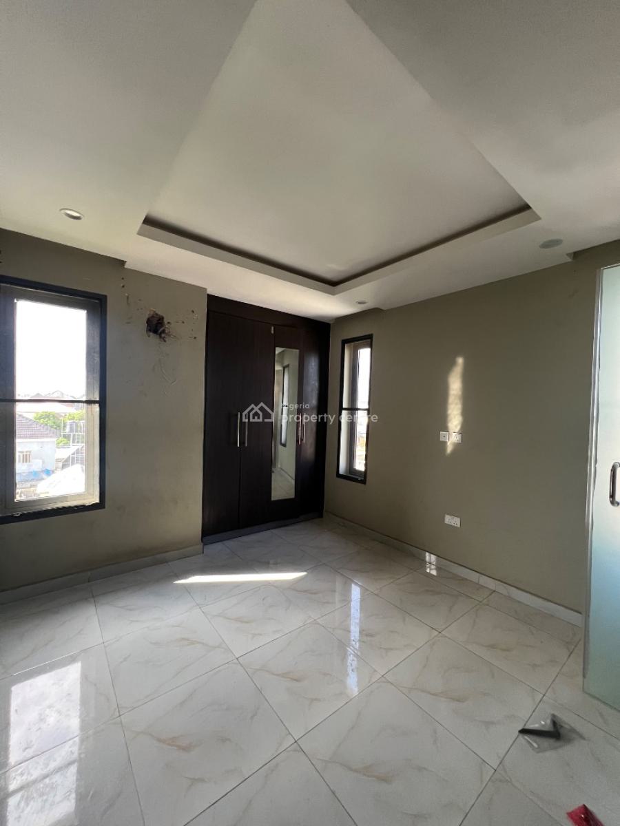 Exquisite 2bedroom Apartment, Ikota, Lekki, Lagos, Flat / Apartment for Rent
