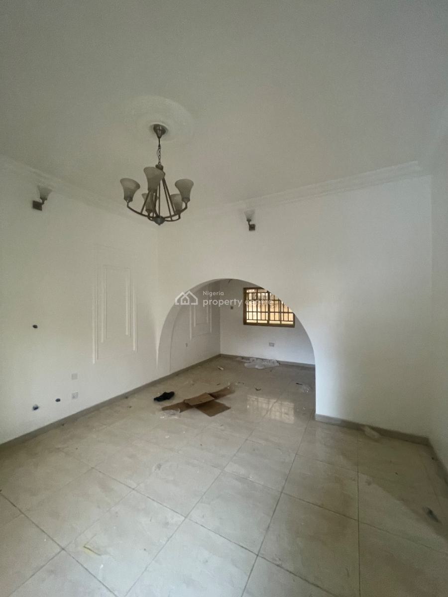 Well Finished Two Bedroom Terrace Duplex, 1st Avenue, Gwarinpa, Abuja, Flat / Apartment for Rent