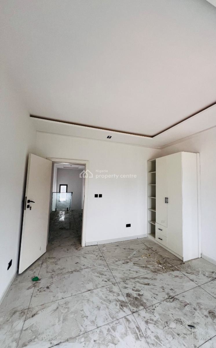 Spacious & Modern 4- Bedroom Detached Duplex in a Secure Estate, Lekki Phase 1, Lekki, Lagos, House for Sale